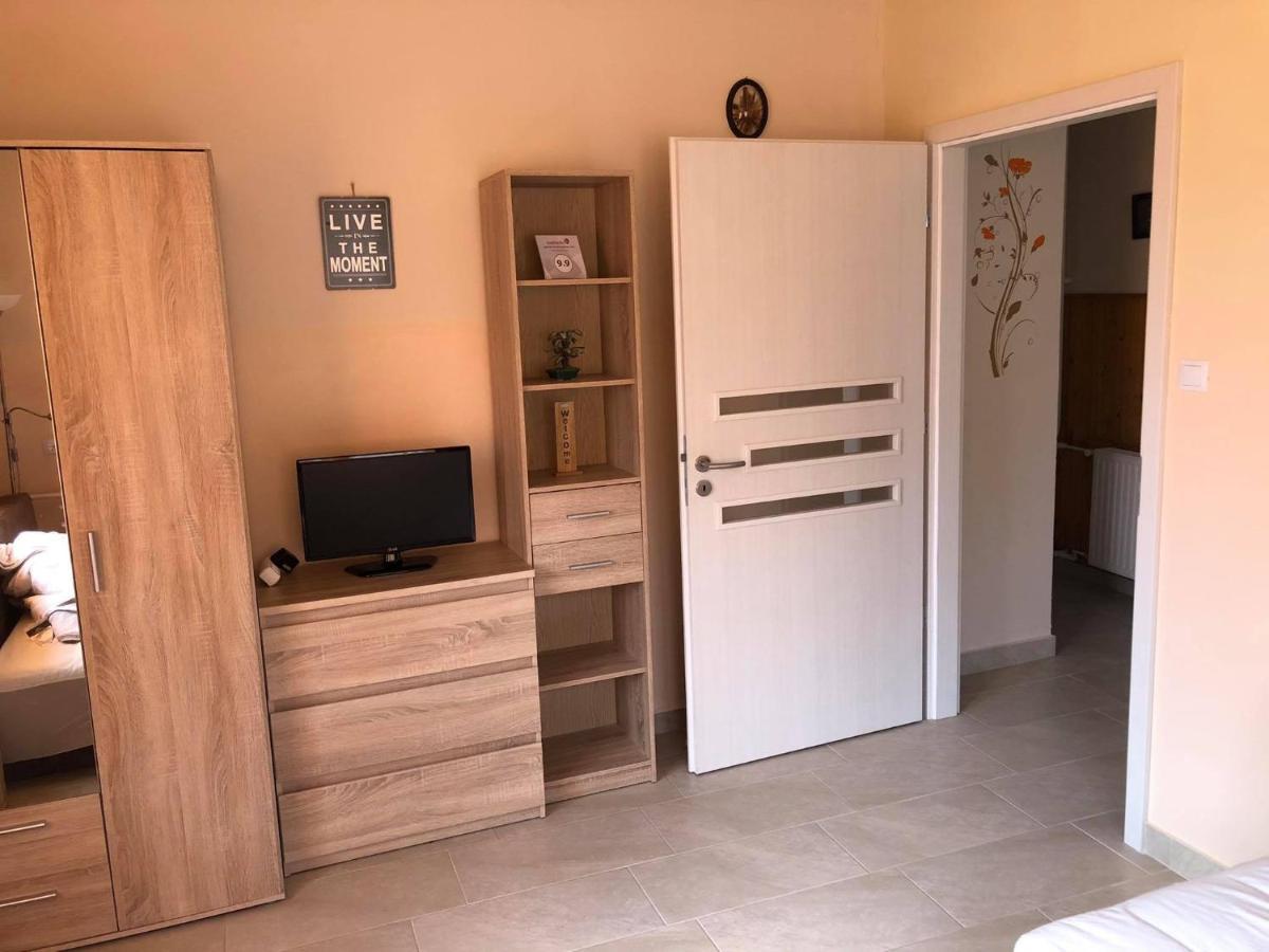 Adel Apartman Sárvár Eksteriør bilde